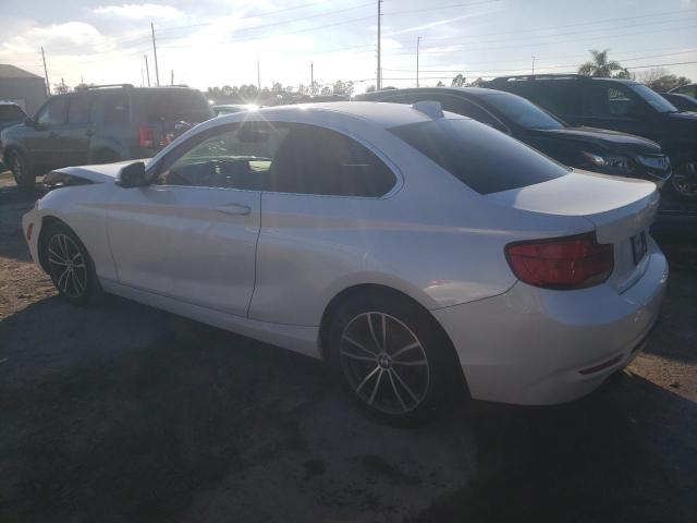 WBA2J1C57JVB98602 - 2018 BMW 230I Weiß Foto 2