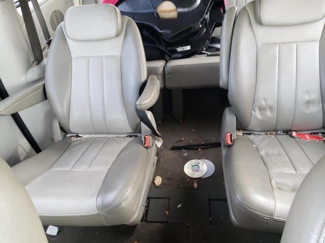 2C4GP54L75R355983 - 2005 CHRYSLER TOWN & COU TOURING TAN photo 10