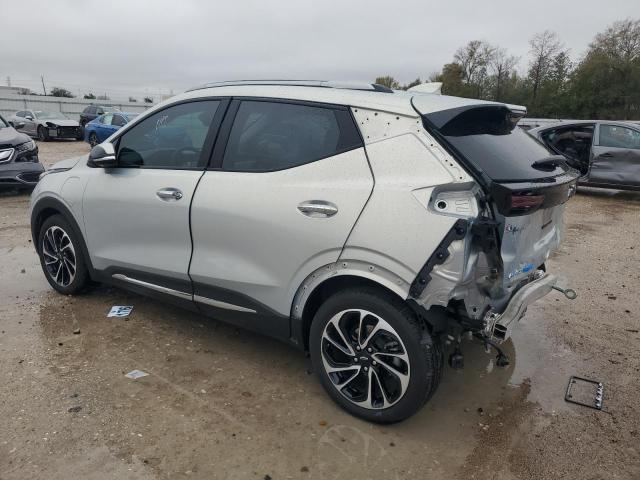 1G1FZ6S08P4106448 - 2023 CHEVROLET BOLT EUV PREMIER SILVER photo 2