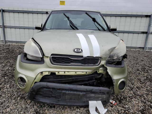 KNDJT2A58D7555339 - 2013 KIA SOUL GREEN photo 5