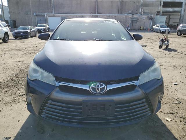 4T4BF1FK2FR478767 - 2015 TOYOTA CAMRY LE BLUE photo 5