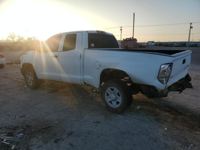 5TFUY5F14KX789836 - 2019 TOYOTA TUNDRA DOUBLE CAB SR/SR5 WHITE photo 2