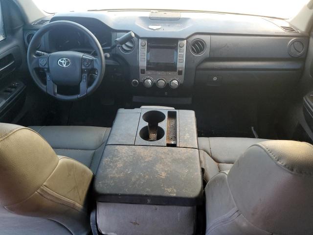 5TFUY5F14KX789836 - 2019 TOYOTA TUNDRA DOUBLE CAB SR/SR5 WHITE photo 8