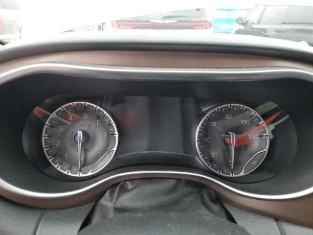 2C4RC1EG4JR139632 - 2018 CHRYSLER PACIFICA TOURING L PLUS SILVER photo 9