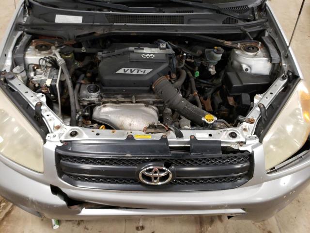 JTEHD20V156037959 - 2005 TOYOTA RAV4 SILVER photo 12