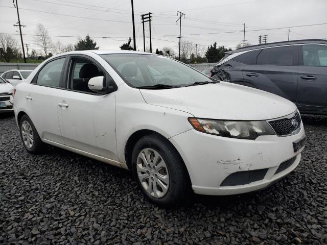 KNAFU4A22C5616499 - 2012 KIA FORTE EX WHITE photo 4