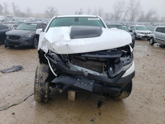 1GCGTEEN9J1277460 - 2018 CHEVROLET COLORADO ZR2 WHITE photo 5