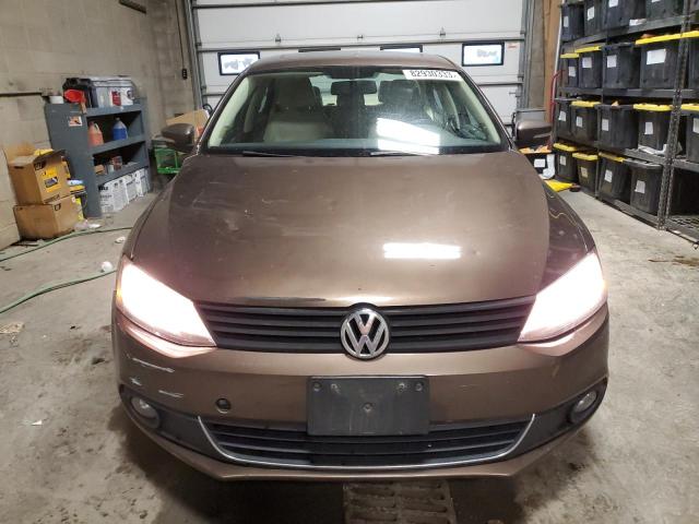 3VWLX7AJ9BM359305 - 2011 VOLKSWAGEN JETTA SEL BROWN photo 5