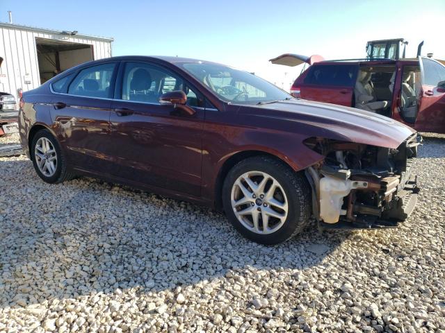 3FA6P0H7XGR184659 - 2016 FORD FUSION SE BURGUNDY photo 4