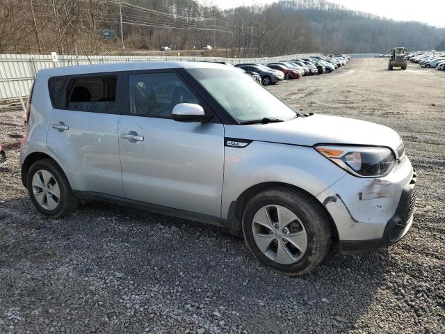 KNDJN2A25F7795631 - 2015 KIA SOUL SILVER photo 4