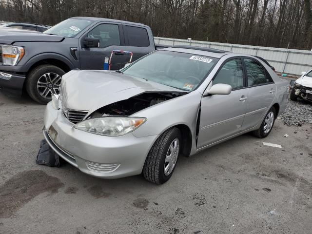 4T1BE32K75U393789 - 2005 TOYOTA CAMRY LE GRAY photo 1