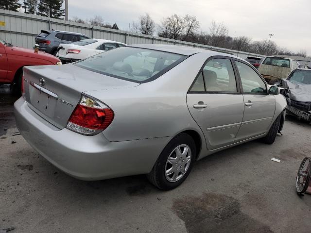 4T1BE32K75U393789 - 2005 TOYOTA CAMRY LE GRAY photo 3