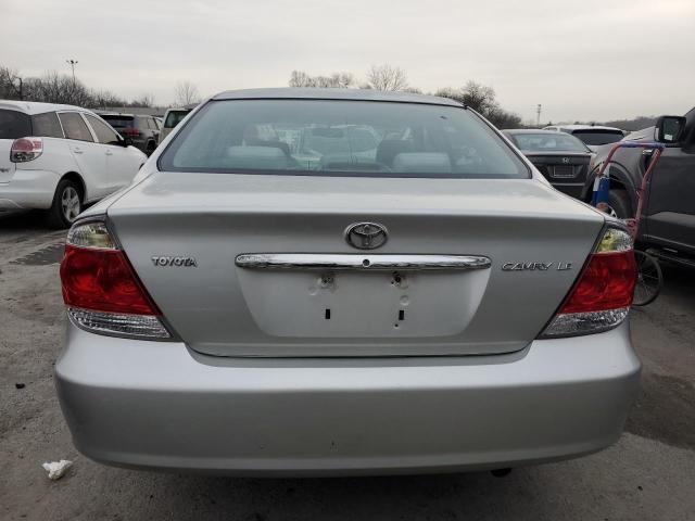 4T1BE32K75U393789 - 2005 TOYOTA CAMRY LE GRAY photo 6