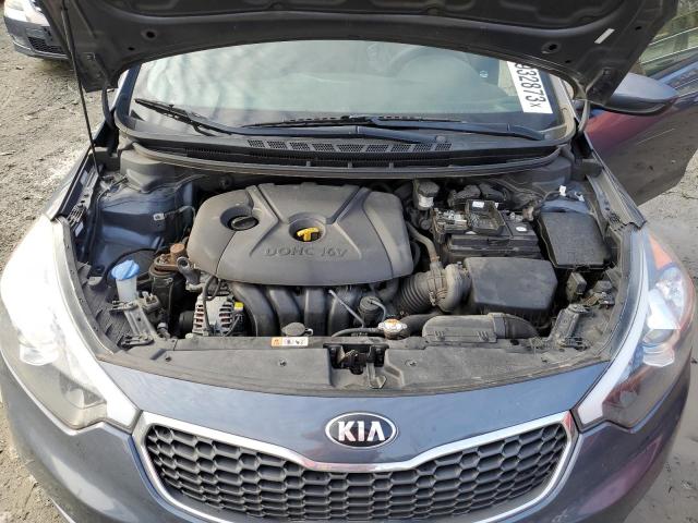 KNAFK4A68G5540172 - 2016 KIA FORTE LX BLUE photo 11