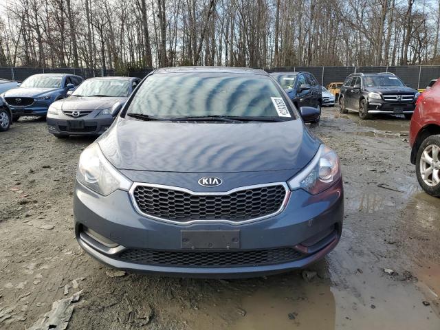 KNAFK4A68G5540172 - 2016 KIA FORTE LX BLUE photo 5