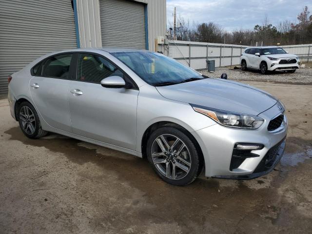 3KPF34AD9KE020333 - 2019 KIA FORTE GT LINE SILVER photo 4