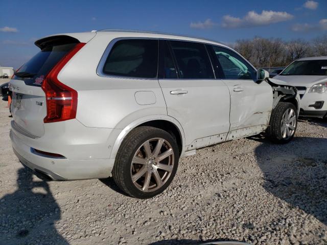 YV4A22PL6H1149770 - 2017 VOLVO XC90 T6 WHITE photo 3