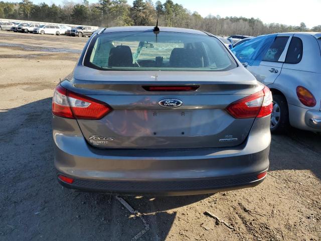 1FAHP3F2XCL443404 - 2012 FORD FOCUS SE GRAY photo 6