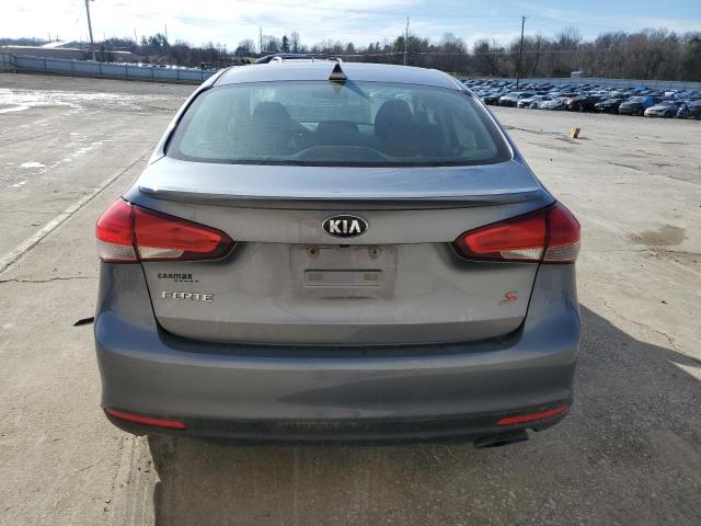 3KPFL4A75JE242604 - 2018 KIA FORTE LX GRAY photo 6