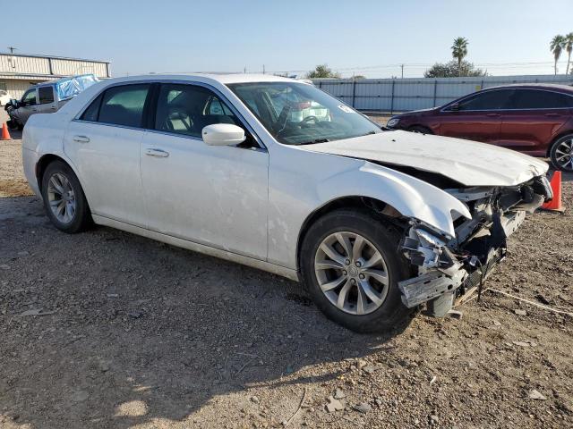 2C3CCAAGXGH223663 - 2016 CHRYSLER 300 LIMITED WHITE photo 4