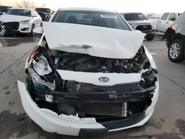 KNADM4A33G6550139 - 2016 KIA RIO LX WHITE photo 5