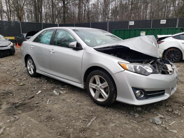 4T1BF1FK4EU406364 - 2014 TOYOTA CAMRY L SILVER photo 4