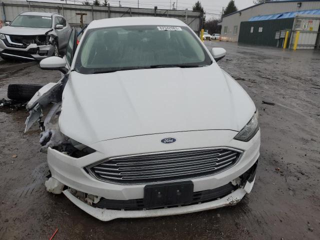 3FA6P0HD2JR165391 - 2023 FORD FUSION SE WHITE photo 5