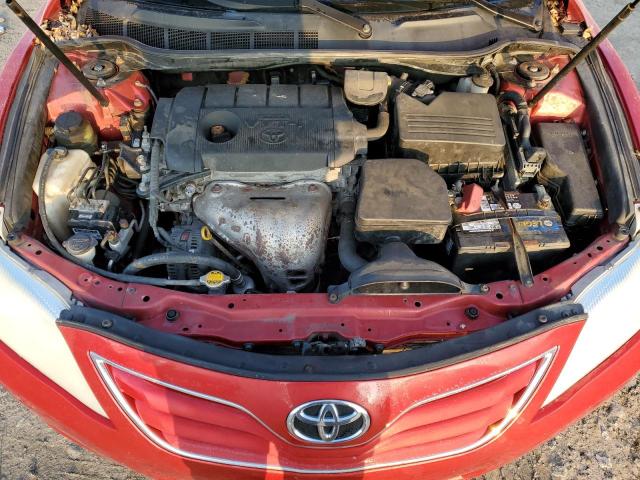 4T1BF3EK2BU646098 - 2011 TOYOTA CAMRY BASE RED photo 11