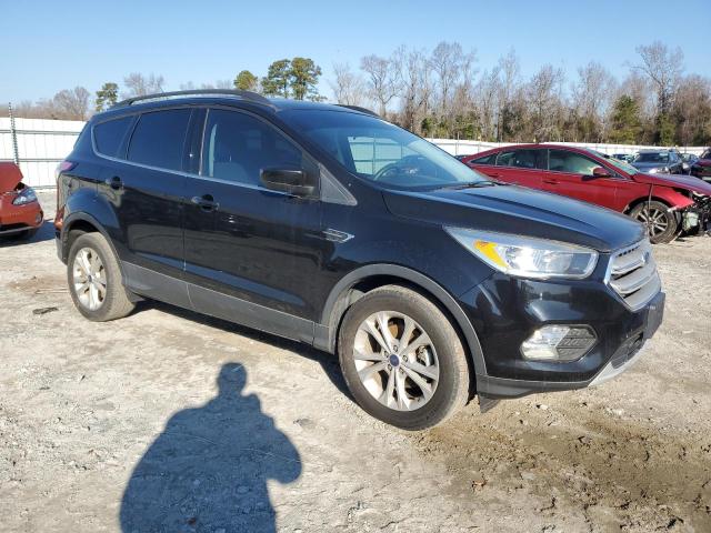 1FMCU0GD2JUB28336 - 2018 FORD ESCAPE SE BLACK photo 4