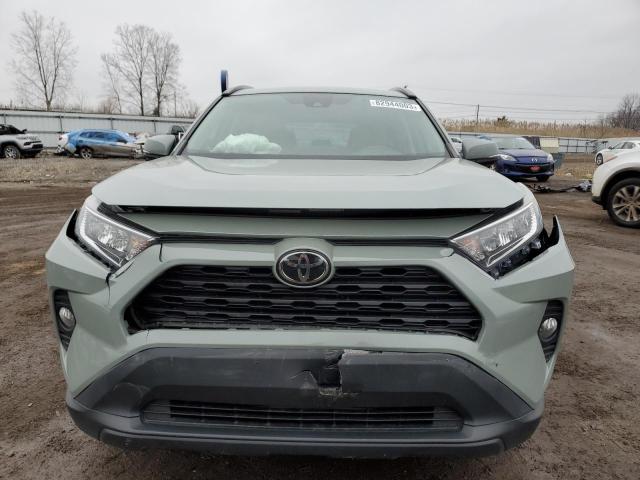 2T3P1RFV6KC001043 - 2019 TOYOTA RAV4 XLE GRAY photo 5