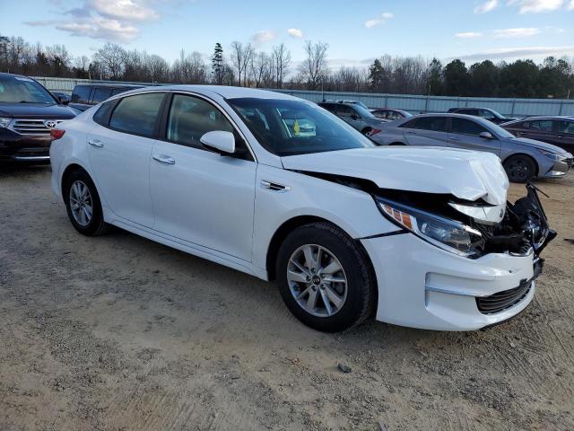 5XXGT4L3XJG239901 - 2018 KIA OPTIMA LX WHITE photo 4