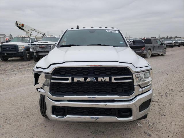 3C7WRTCLXMG604182 - 2021 RAM 3500 WHITE photo 5