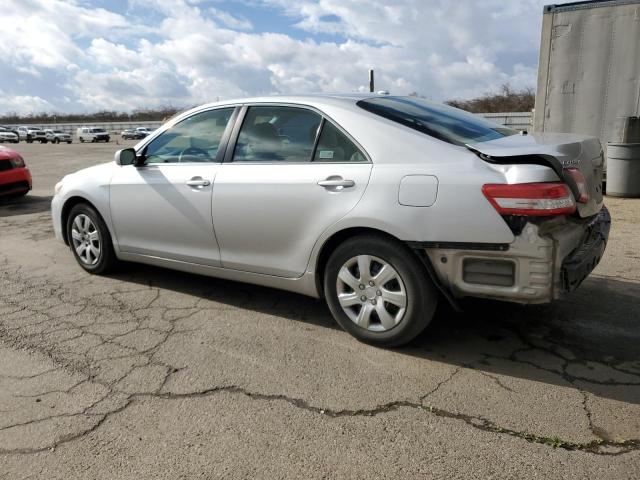 4T4BF3EK8BR196124 - 2011 TOYOTA CAMRY BASE SILVER photo 2