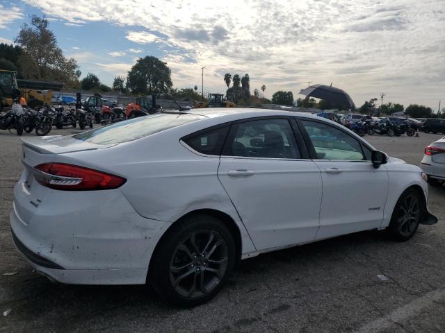 3FA6P0LU3JR116840 - 2018 FORD FUSION SE HYBRID WHITE photo 3