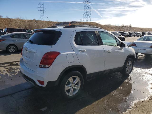 KL7CJLSB5JB655221 - 2018 CHEVROLET TRAX 1LT WHITE photo 3