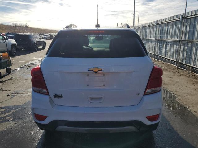 KL7CJLSB5JB655221 - 2018 CHEVROLET TRAX 1LT WHITE photo 6