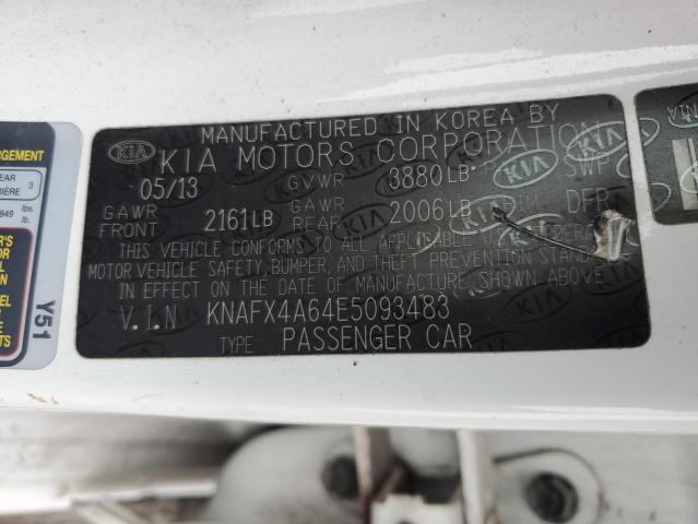 KNAFX4A64E5093483 - 2014 KIA FORTE LX WHITE photo 12