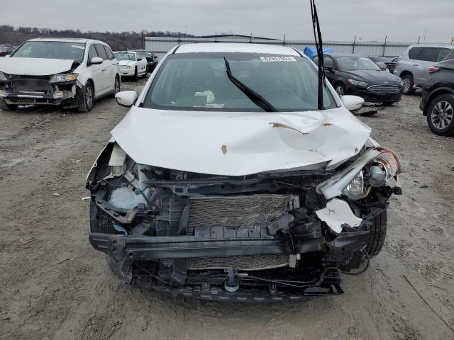 KNAFX4A64E5093483 - 2014 KIA FORTE LX WHITE photo 5