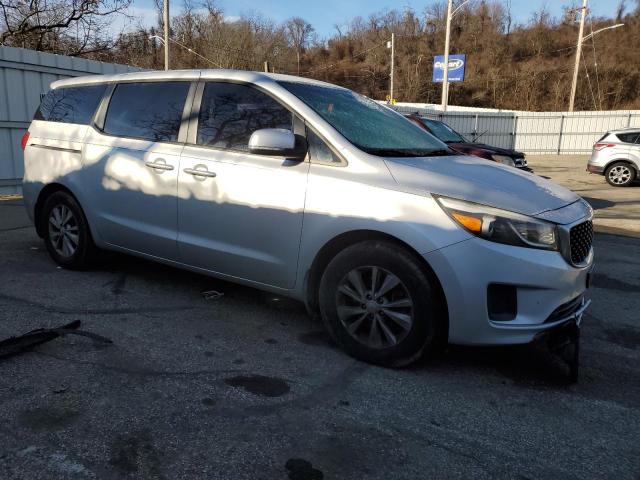 KNDMA5C14F6020757 - 2015 KIA SEDONA L SILVER photo 4