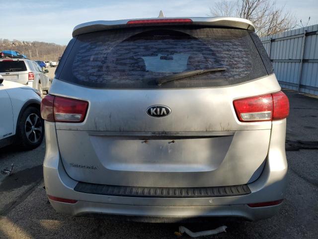 KNDMA5C14F6020757 - 2015 KIA SEDONA L SILVER photo 6