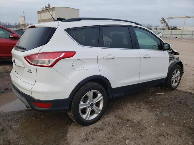 1FMCU9G97GUB10133 - 2016 FORD ESCAPE SE WHITE photo 3