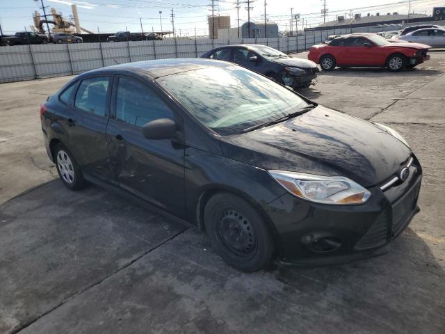 1FAHP3E23CL435680 - 2012 FORD FOCUS S BLACK photo 4