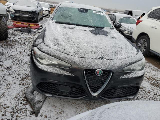 ZARFAEDNXH7550101 - 2017 ALFA ROMEO GIULIA Q4 BLACK photo 5