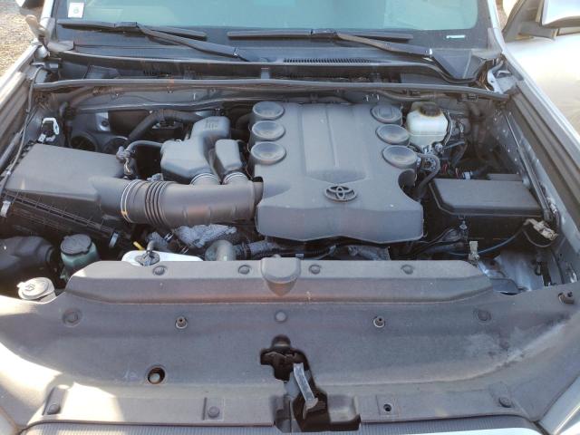 JTEBU5JR0G5322122 - 2016 TOYOTA 4RUNNER SR5/SR5 PREMIUM 银色 照片 12