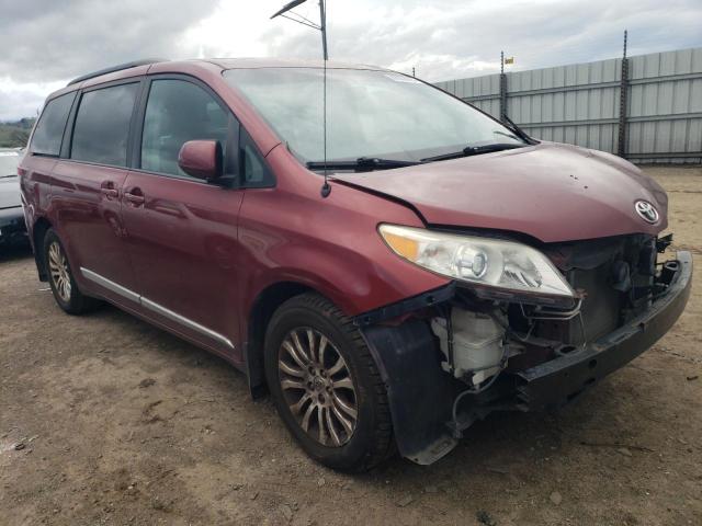 5TDYK3DC8DS294933 - 2013 TOYOTA SIENNA XLE BURGUNDY photo 4