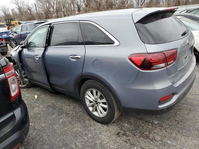 5XYPG4A36LG652615 - 2020 KIA SORENTO L GRAY photo 2