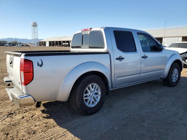 1N6AD0ER9JN745671 - 2018 NISSAN FRONTIER S SILVER photo 3