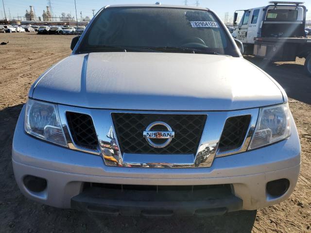 1N6AD0ER9JN745671 - 2018 NISSAN FRONTIER S SILVER photo 5