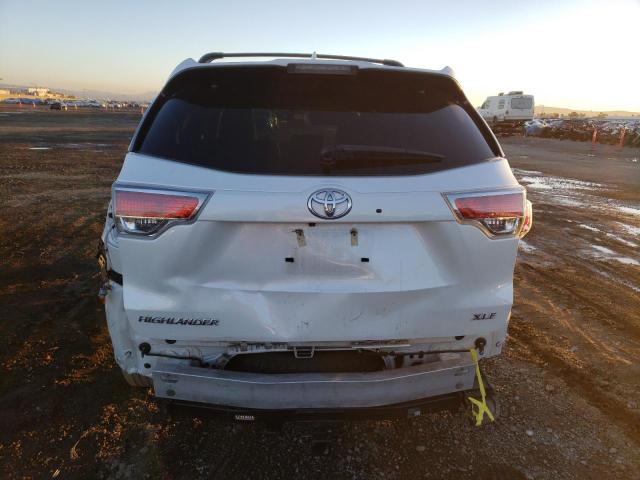5TDKKRFH4GS141732 - 2016 TOYOTA HIGHLANDER XLE WHITE photo 6