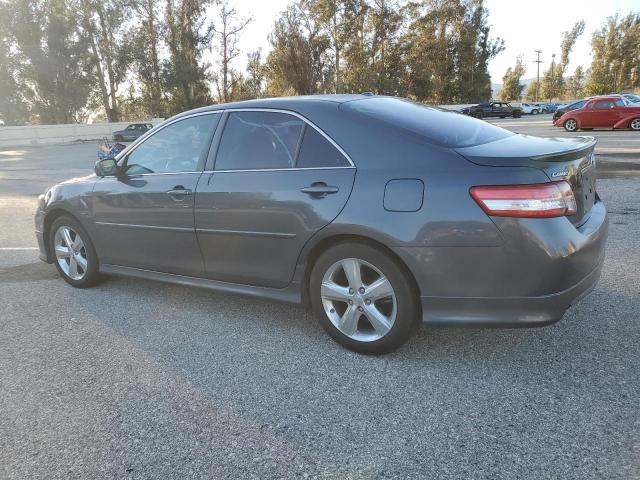 4T1BF3EK7BU209634 - 2011 TOYOTA CAMRY BASE GRAY photo 2